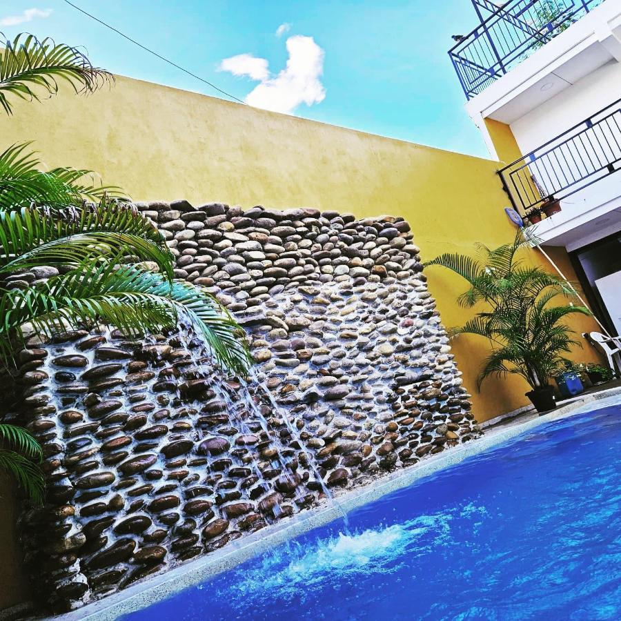 Hotel Victoria Queen Villavieja Exteriör bild